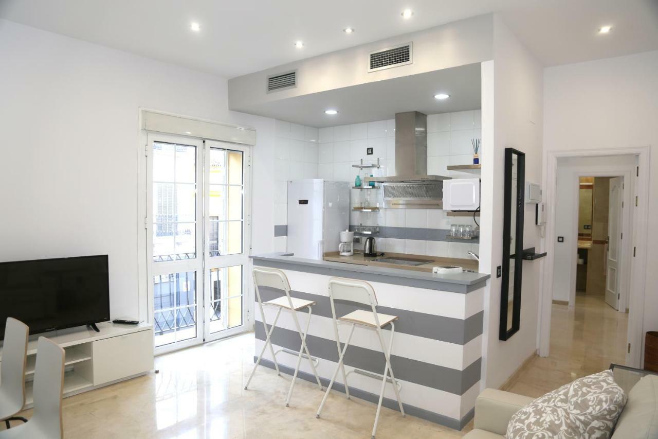Sweet Home Sevilla Buitenkant foto